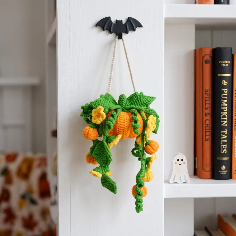 Halloween Crochet Pumpkin Hanging Decor – Handmade Fall Floral Decoration & DIY Pattern